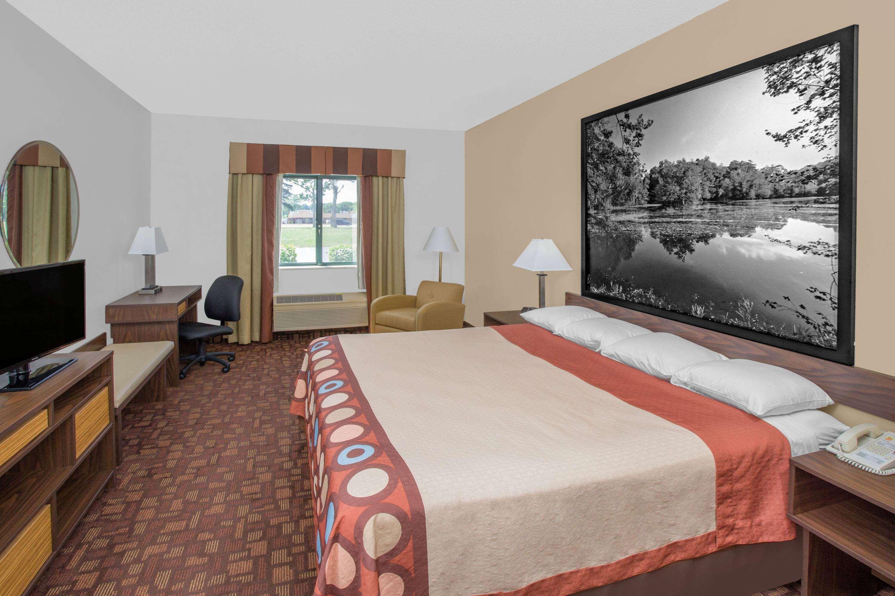 Super 8 By Wyndham Three Rivers Екстер'єр фото